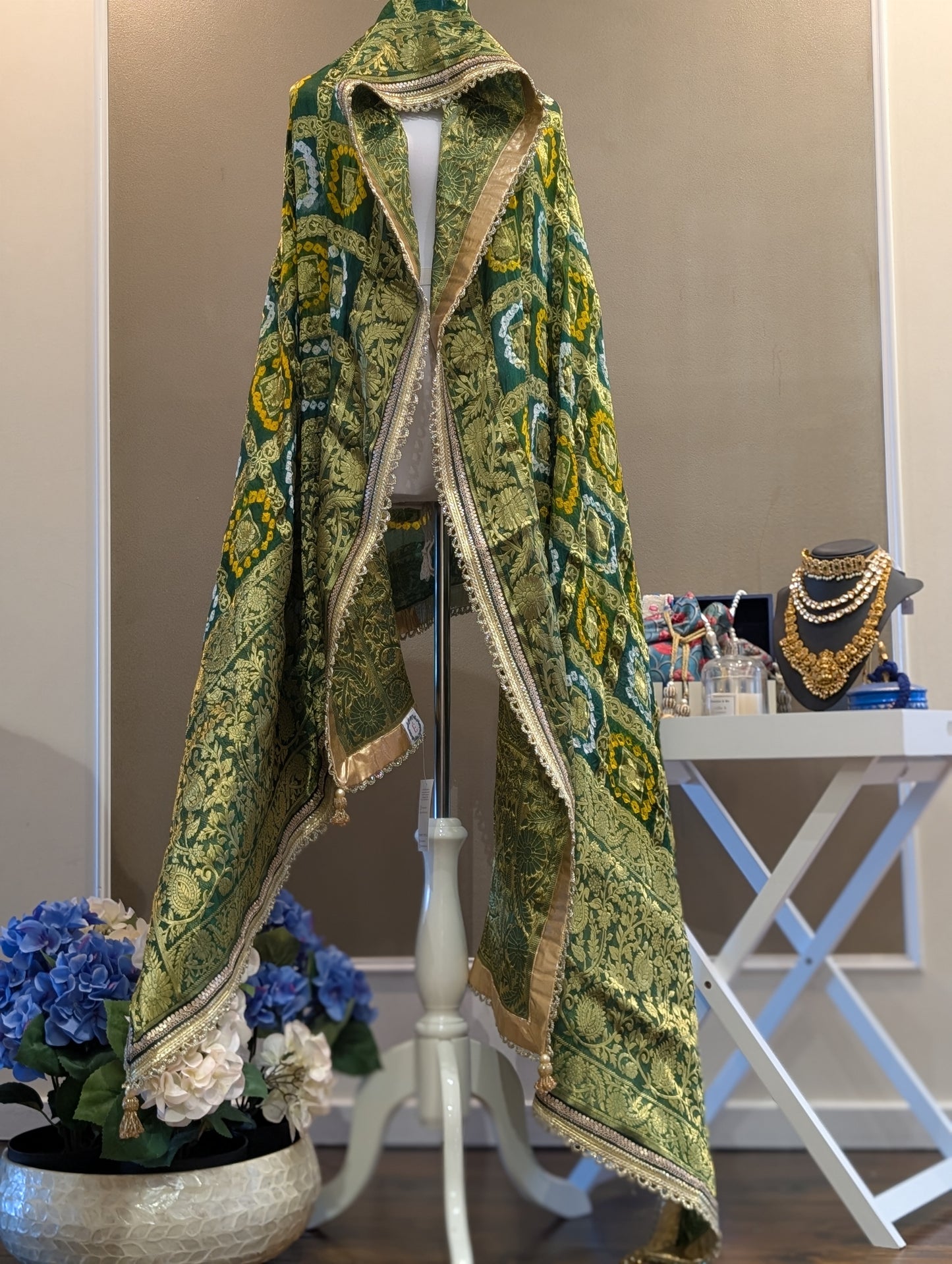 Benarasi bandhej silk dupatta