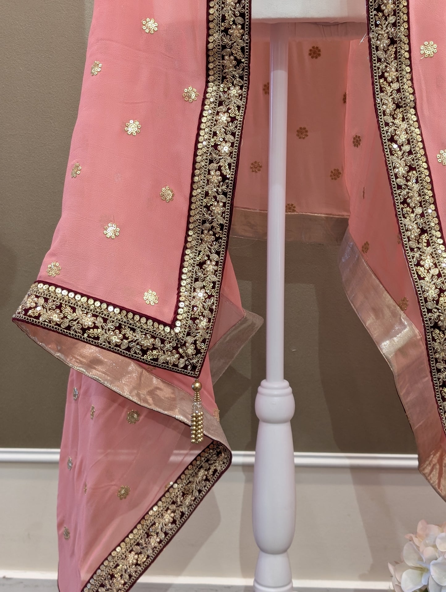 Mayo Roka dupatta