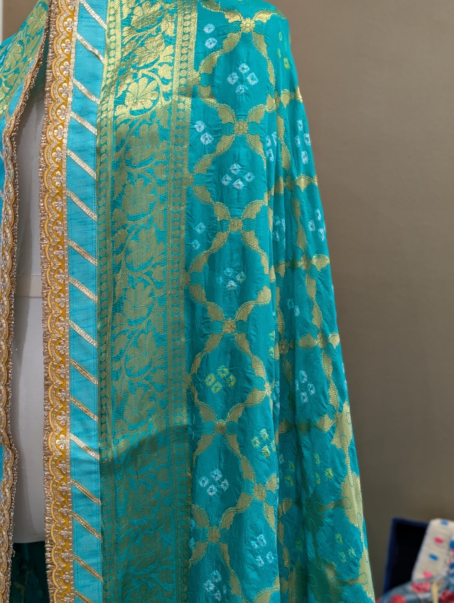 Benarasi silk dupatta