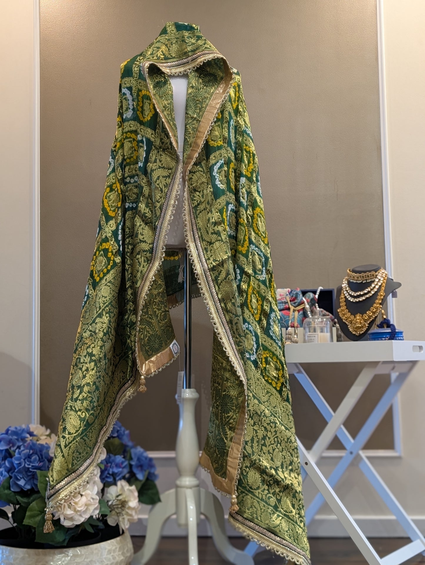 Benarasi bandhej silk dupatta