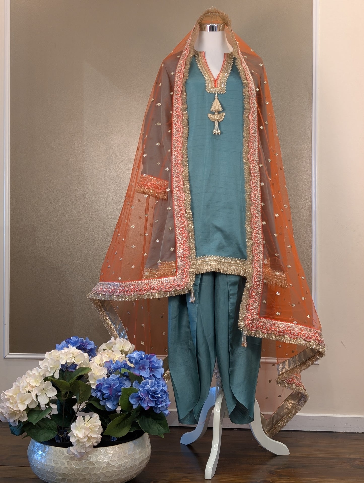 Kalidaar kurta set