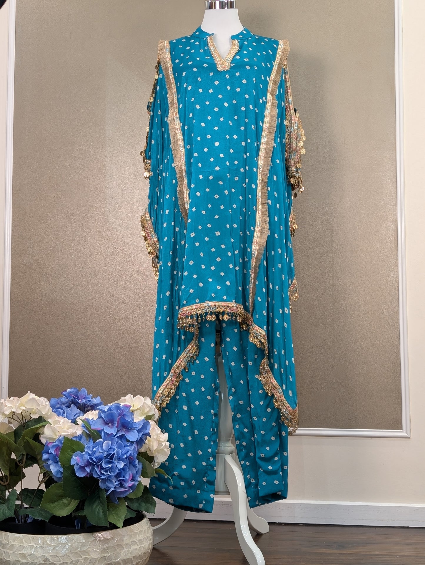 Boho style kaftan set