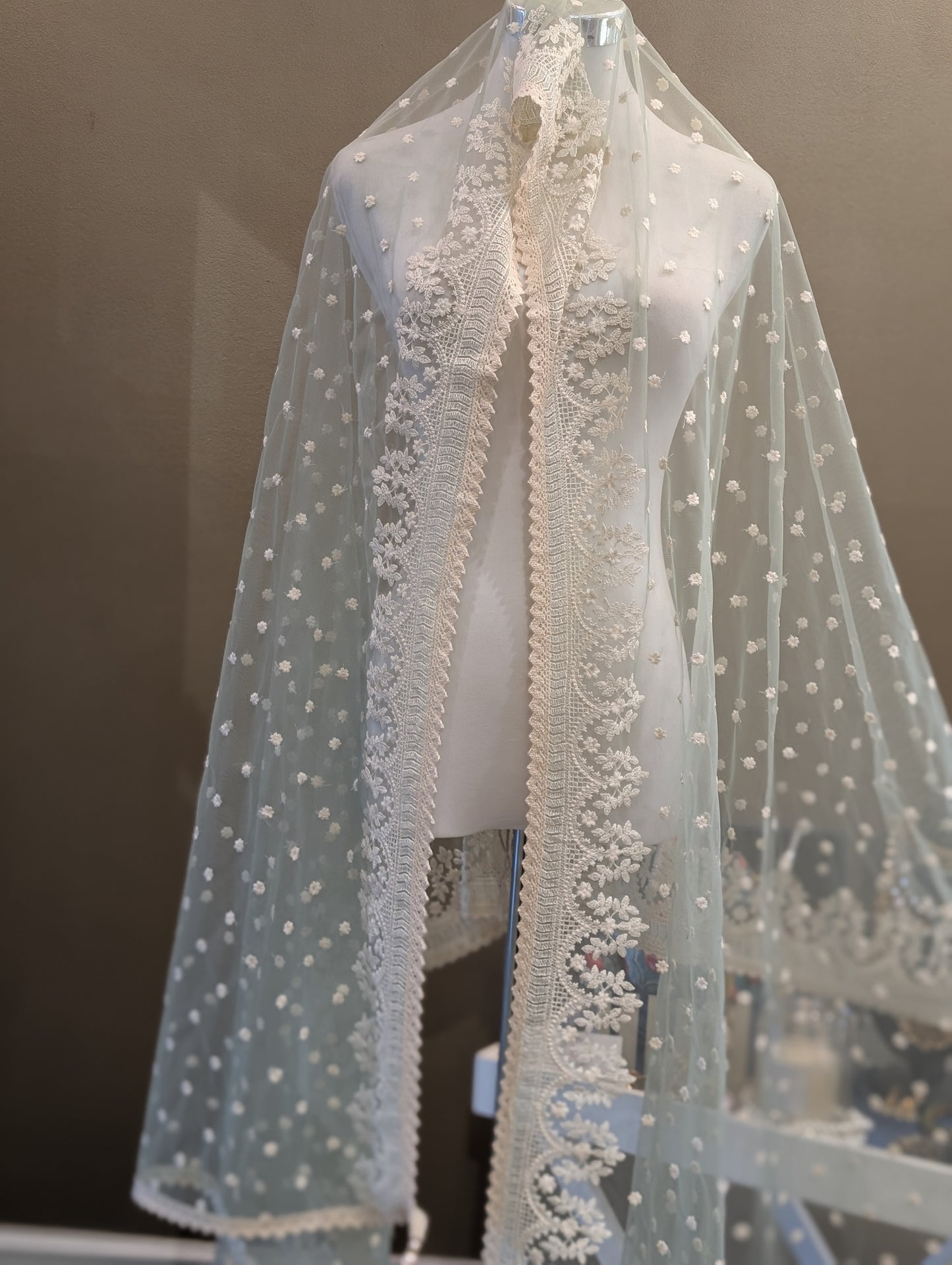 Embroidered net dupatta