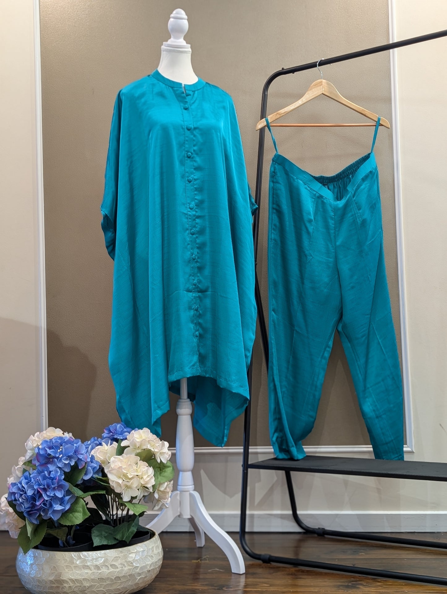 Satin silk kaftan outfit