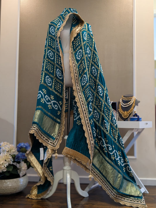 Garchola bandhej dupatta